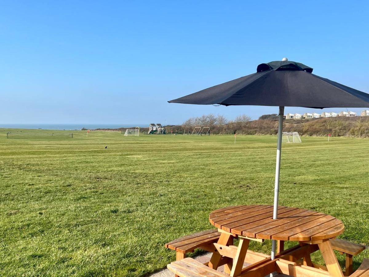 Bayview Self-Catering Coastal Bungalow In Rural West Wight Freshwater Zewnętrze zdjęcie